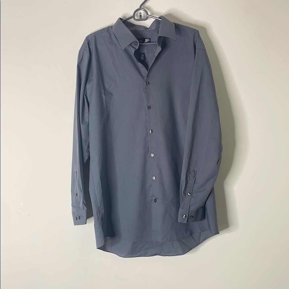 Men's Gray Dress Shirt